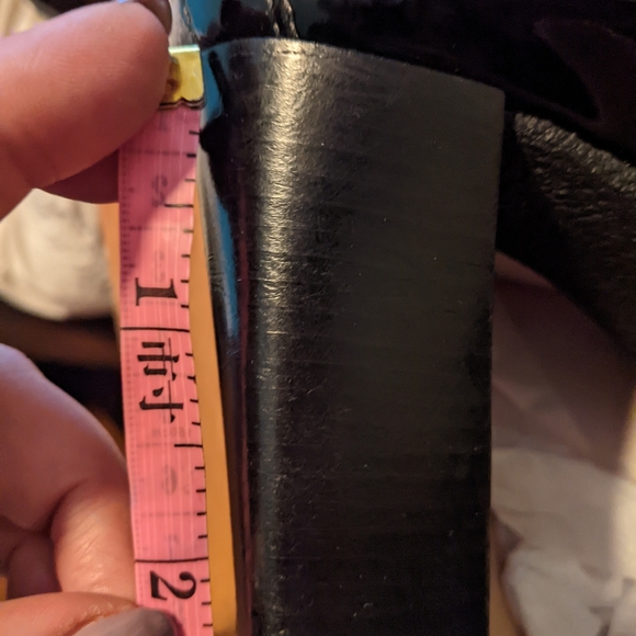 Tod’s black patent leather platform loafer shoes - Picture 7 of 7